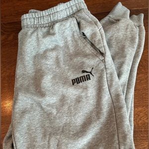 PUMA Men’s Essential Logo Jogger